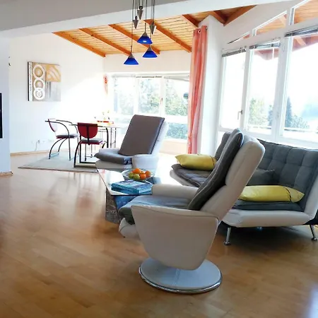 Sonnenoase Am Dachsberg Zwischen Muenchen, Tegernsee, Chiemsee, Messe Muenchen Apartment Moosach